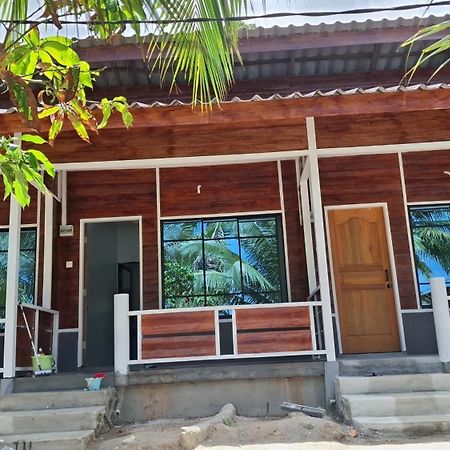 Ella'S Place Salang Tioman Kampong Ayer Batang Exterior foto