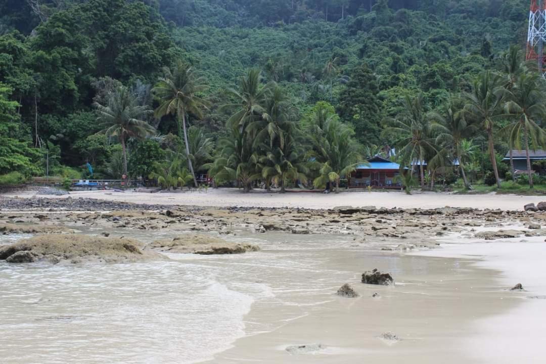 Ella'S Place Salang Tioman Kampong Ayer Batang Exterior foto