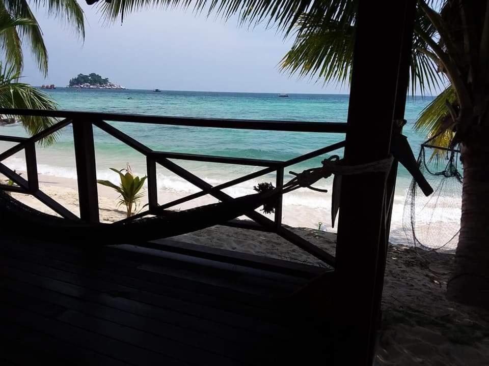 Ella'S Place Salang Tioman Kampong Ayer Batang Zimmer foto